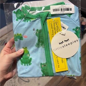 Little Sleepies leaping Love 3-6 months